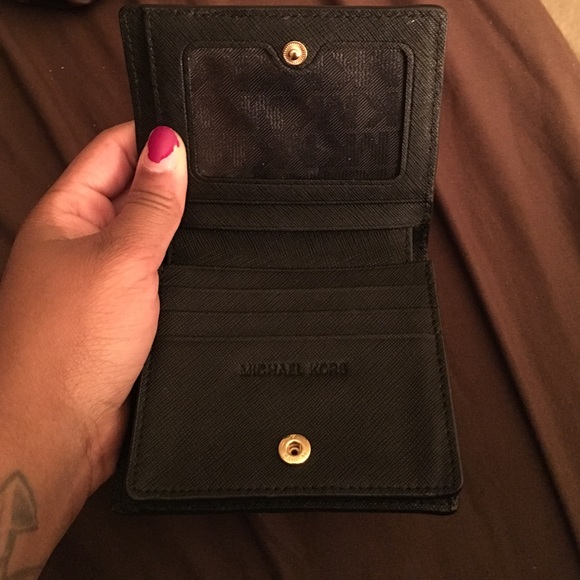 Michael Kors Jet Set Travel Carryall Card Case