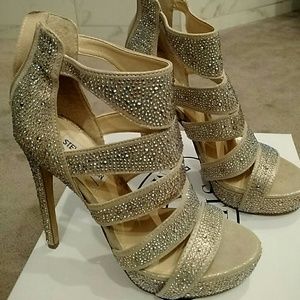 Steve Madden rhinestone high heal shoe