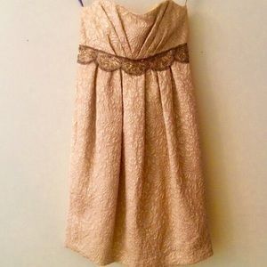 VERA WANG Cocktail Mini Dress.