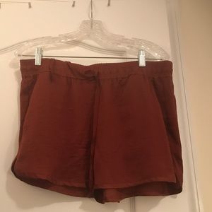 Burnt orange/red banana republic short.