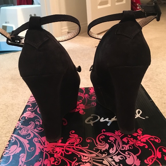 Black wedges - Picture 3 of 4