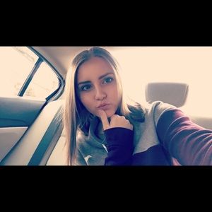 Meet your Posher, Rebecca