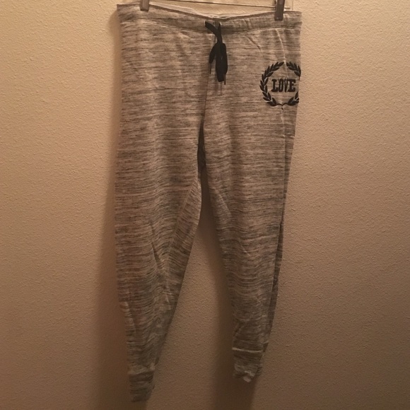 Forever 21 love joggers - Picture 1 of 3
