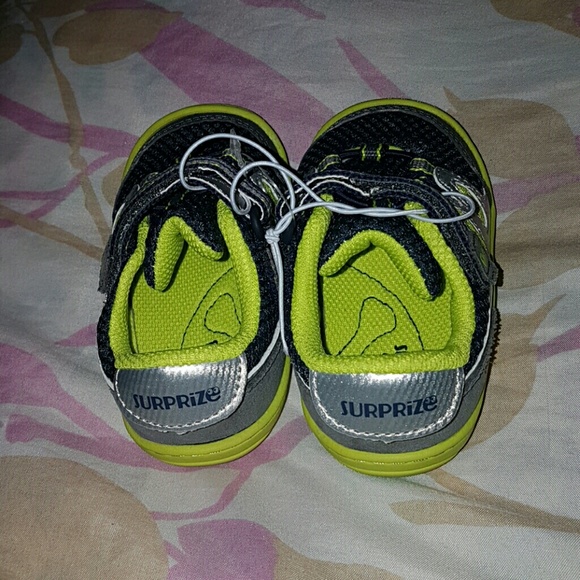 New Surprize by Stride Rite baby shoes - Picture 2 of 4