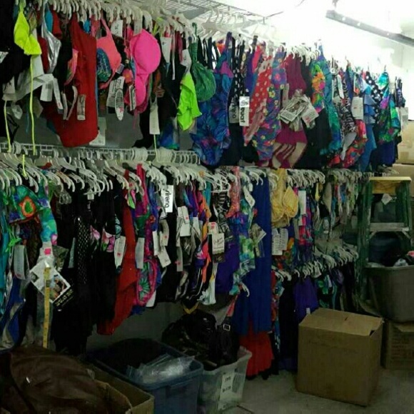HUGE LOT OF ONE PIECE SWIMSUITS MIXED SIZES