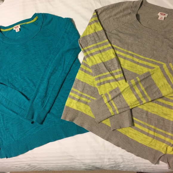 Two layer sweaters by Mossimo