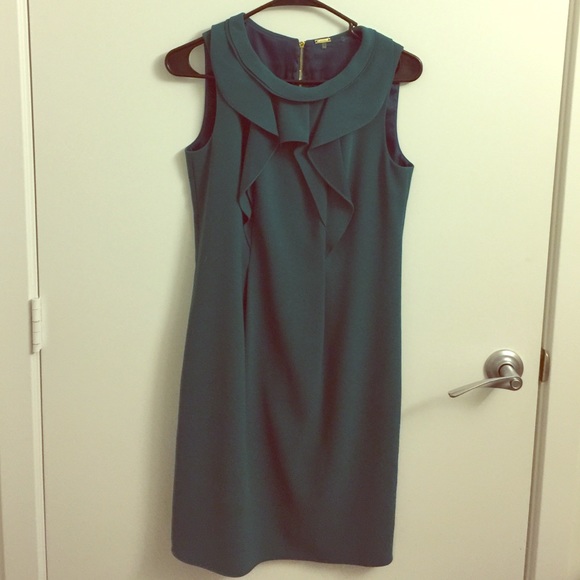 Elie Tahari Evergreen Classic Cocktail Dress