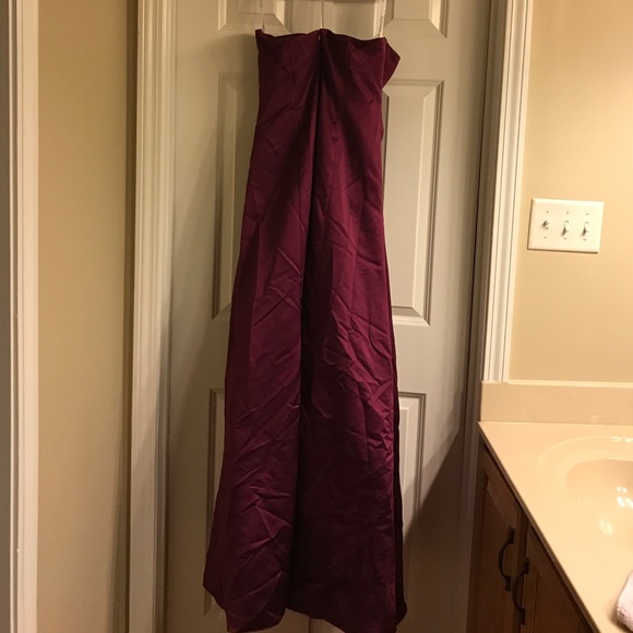 David's Bridal Plum Sz 10 Dress - Picture 4 of 4