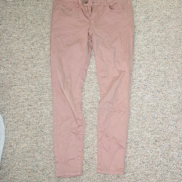 American Eagle blush jeans
