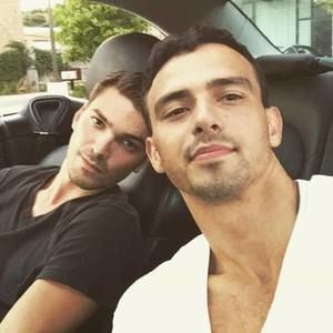 Meet your Posher, Doni