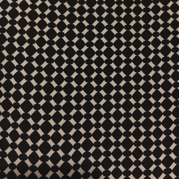 LAST CHANCE Black and White Zara Top - Picture 4 of 5