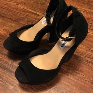 Steve Madden Black Suede platforms