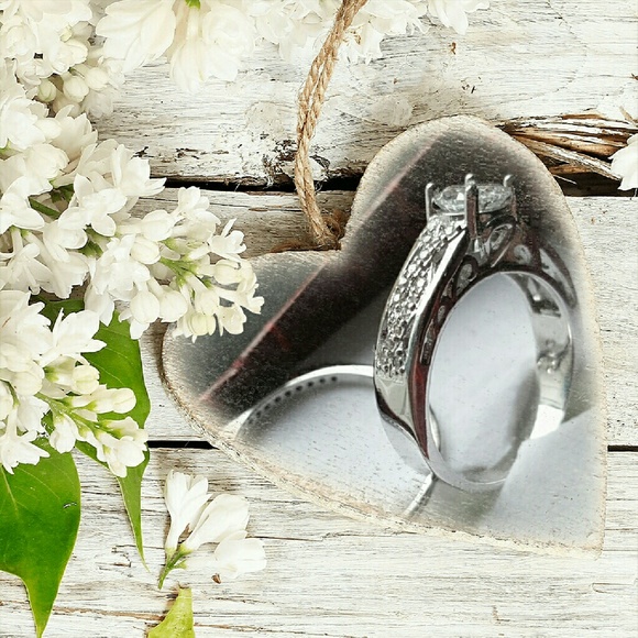 Fashionable Sparkling Platinum Crystal Ring - Picture 3 of 4