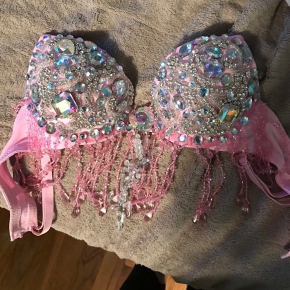 Electric laundry bra