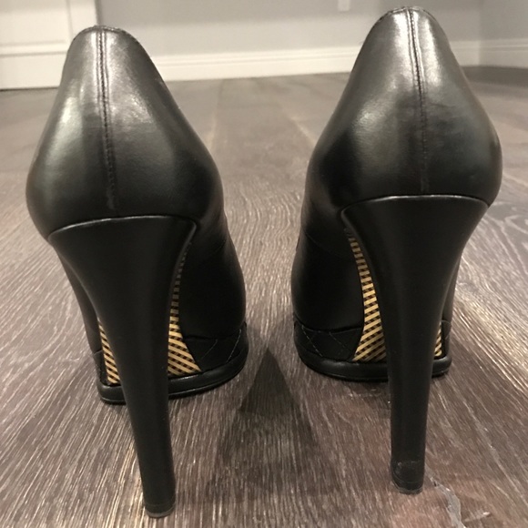 Chanel Shoes View 3