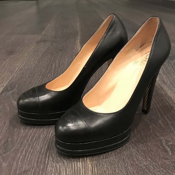 Chanel Shoes View 4