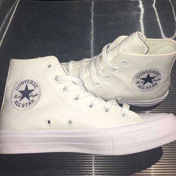 Converse Unisex Chuck Taylor All Star II Hi White - Picture 3 of 4
