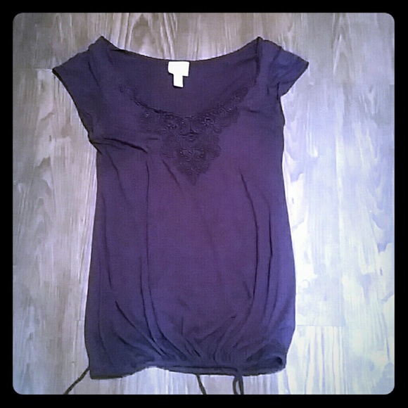 Purple baby sleeved fashion blouse. - Picture 1 of 2