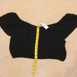 Black express crop top elastic waist