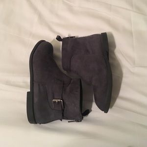 Adorable ankle boots