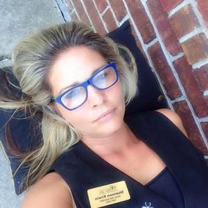 Meet your Posher, Shannon