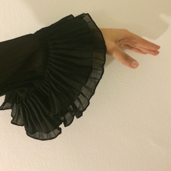 Elegant romper for work dinner or Christmas event. - Picture 3 of 4