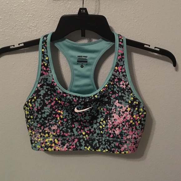 Nike sports bra