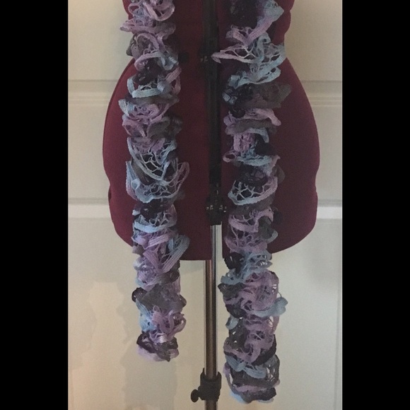 Handmade Knitted Ruffle Scarf - Picture 2 of 3
