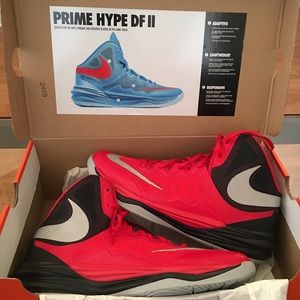 🎉Host Pick🎊 12/23/16 Men's Nike Prime Hype DF II