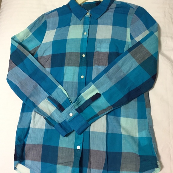 Plaid top