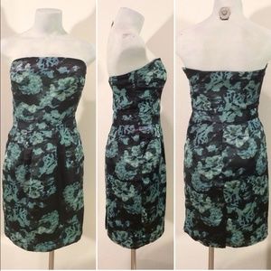 NWT Strapless Banana Republic Dress