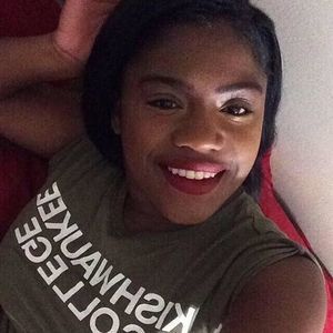 Meet your Posher, Sylvia