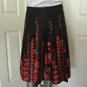 Mossimo Holiday large print box pleat skirt