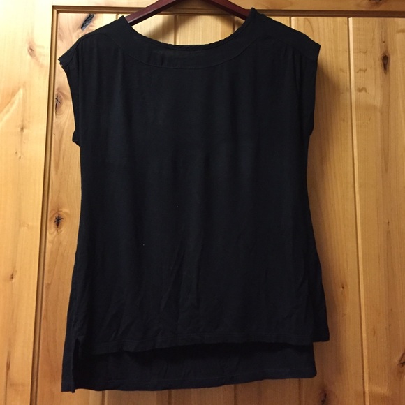 Black Pleione T-shirt