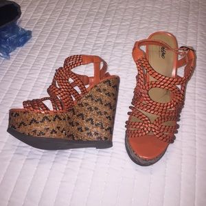 Orange tribal wedges