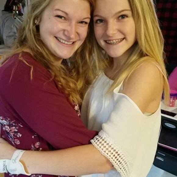 Meet your Posher, Kelly