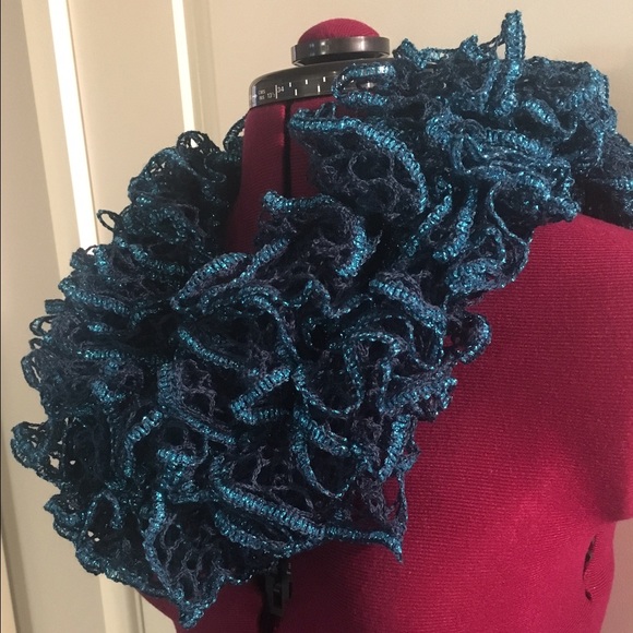 Handmade Knitted Ruffle Scarf - Picture 2 of 4