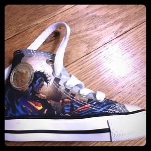 Superman Converse All Star High Tops size 4