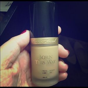 Too Faced Born This Way