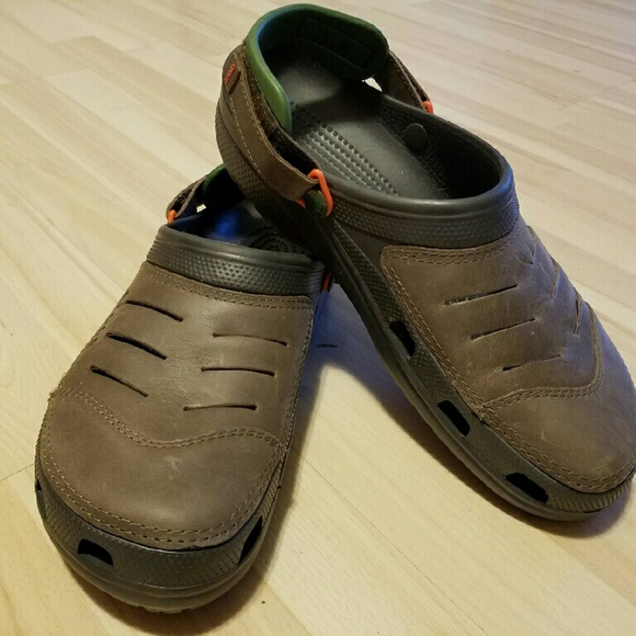 New Men's Crocs -- Never Worn