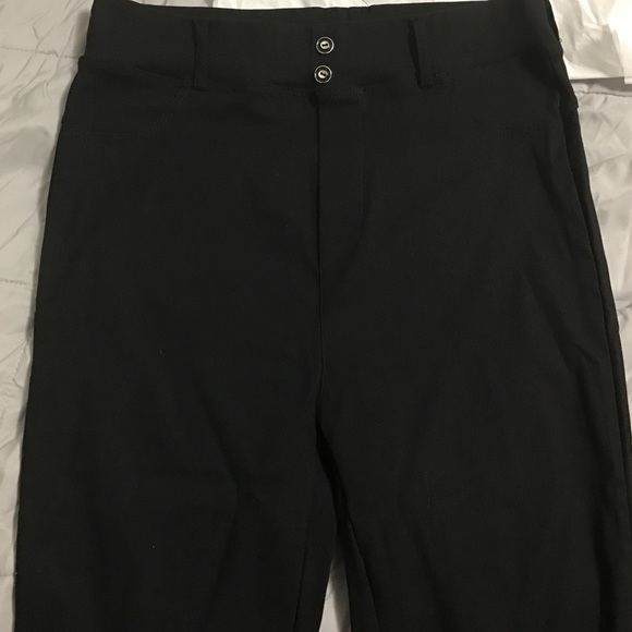 Black leggings