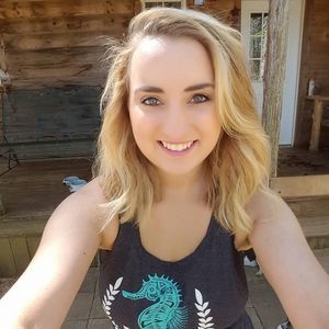 Meet your Posher, Brittany