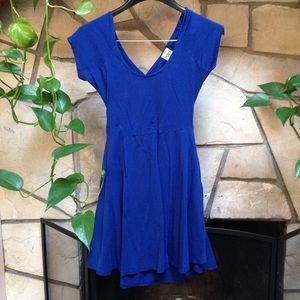 •V S P I N K D r e s s •