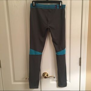 Under Armour thermal leggings size L