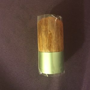 Brand new Arbonne Foundation Brush