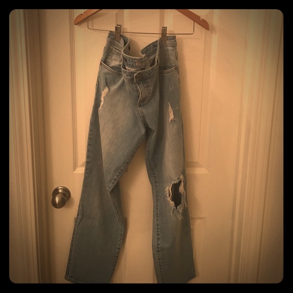 KUT from the Kloth ADELE SLOUCHY BOYFRIEND jeans!