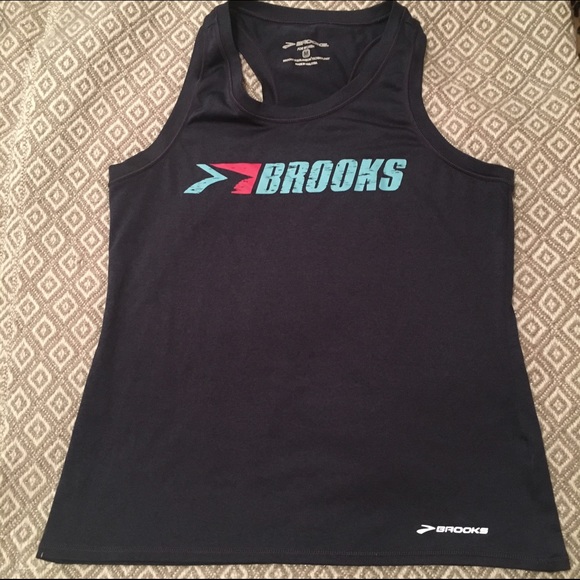 Brooks racerback workout tank top size medium