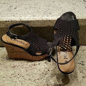 Black Mudd brand wedges