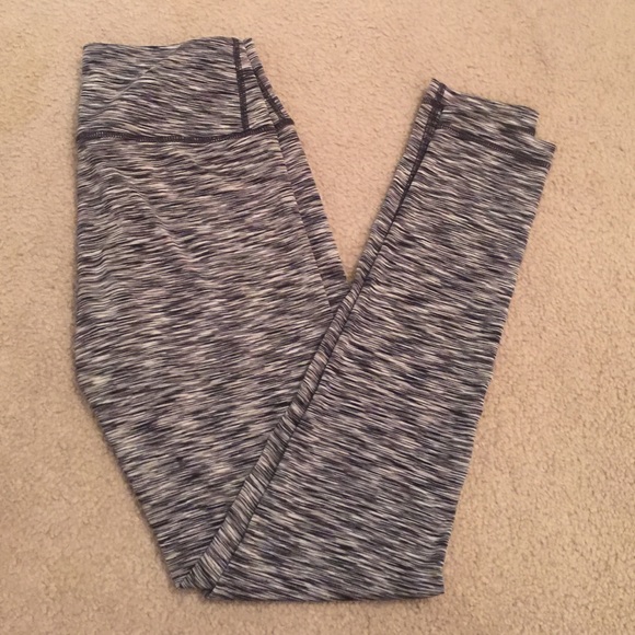 Striped leggings