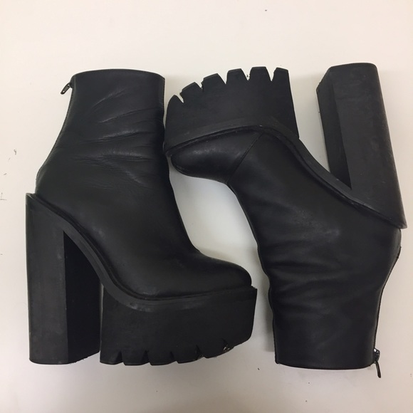 Jeffrey Campbell mudder